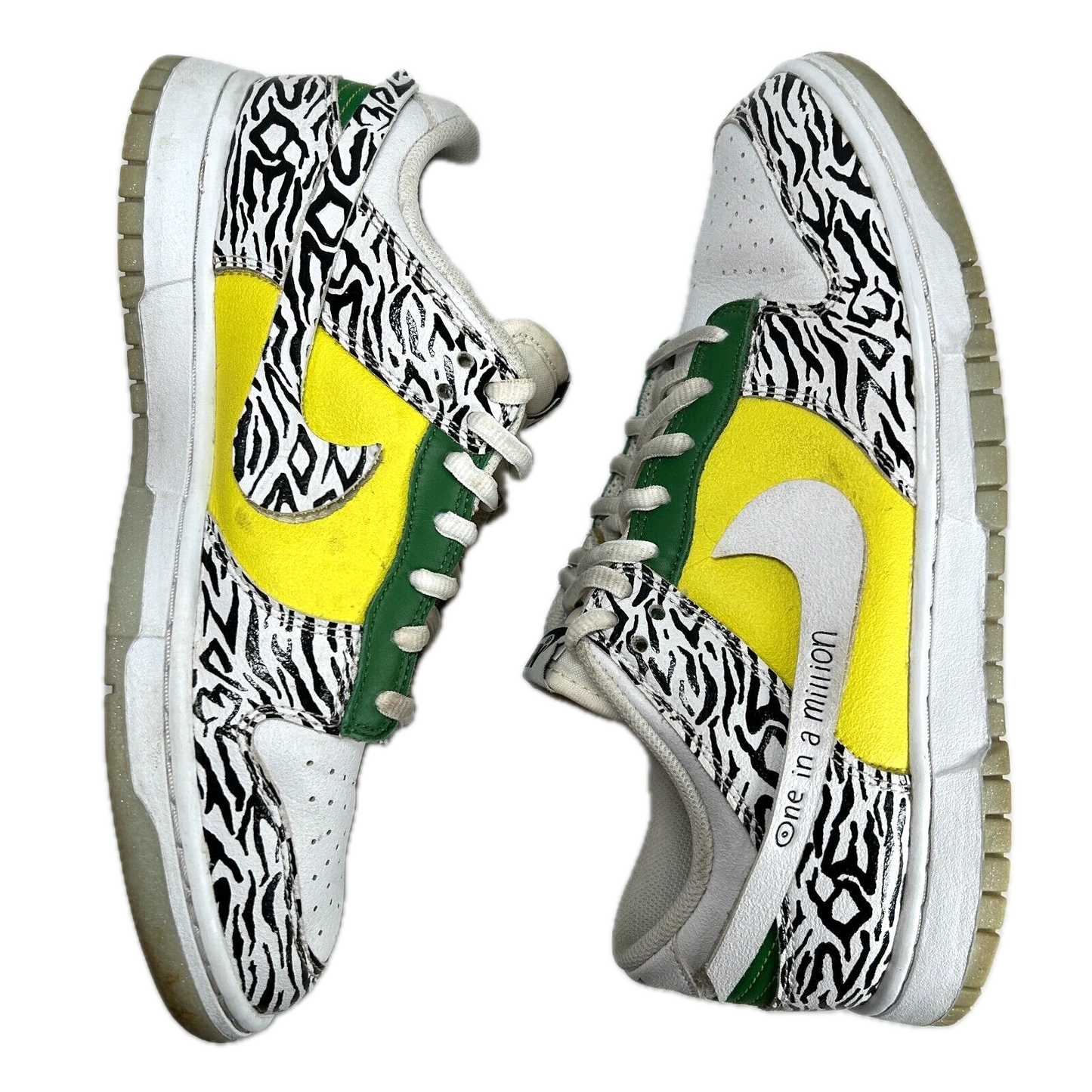 DR7305 100 Nike Dunk Low Doernbecher Zoe [USED] - 8 M (Used)