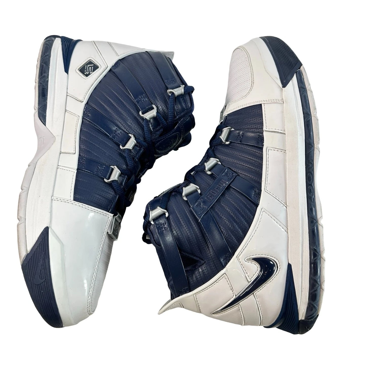 AO2434 103 Nike LeBron 3 Midnight Navy (2019) [USED] - 11 M (Used)