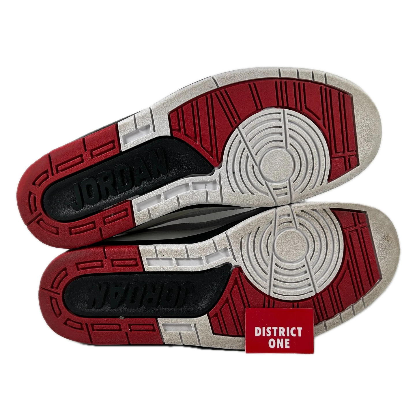 395709 101 Jordan 2 Retro QF White Varsity Red (2010) [USED] - 8 M (Used)