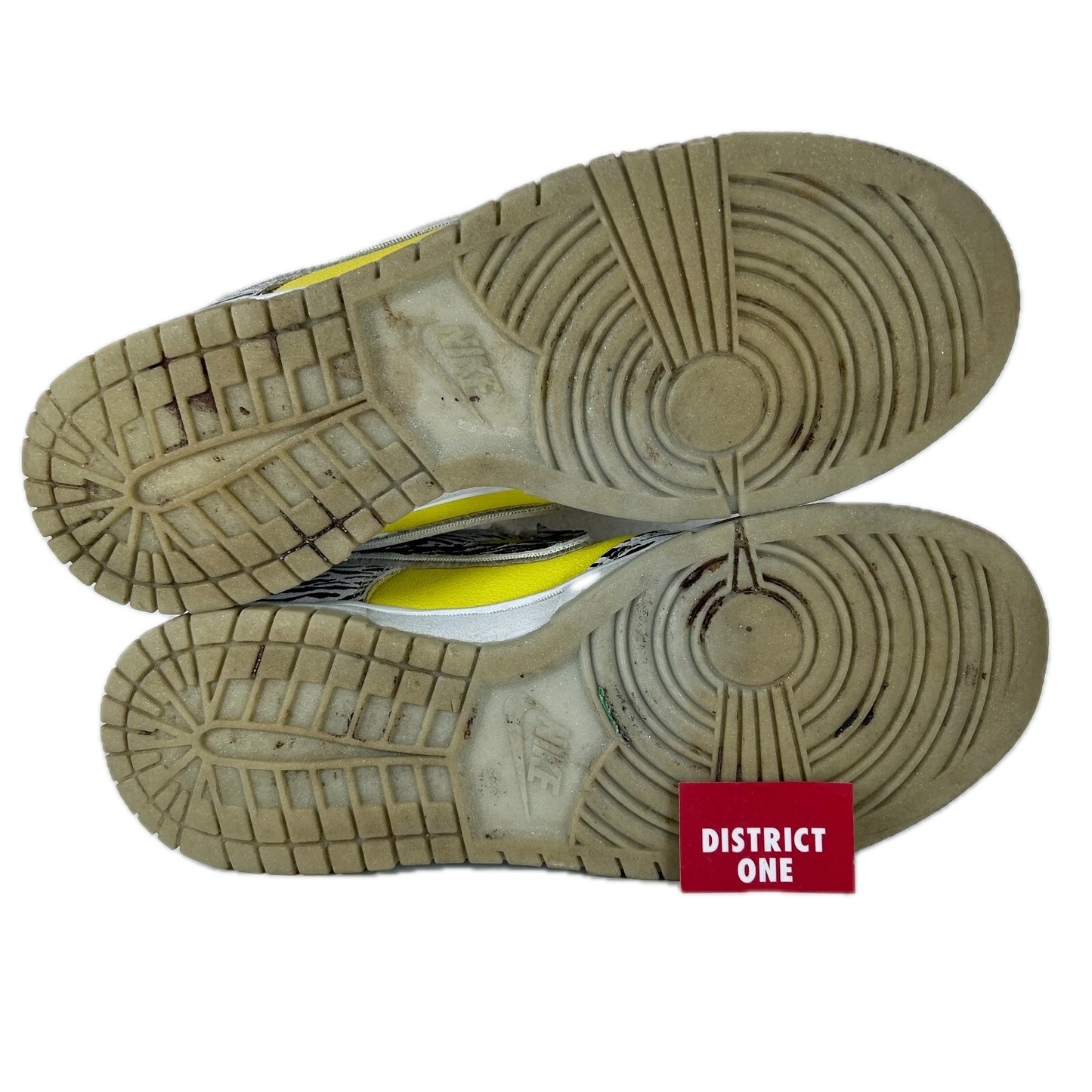 DR7305 100 Nike Dunk Low Doernbecher Zoe [USED] - 8 M (Used)