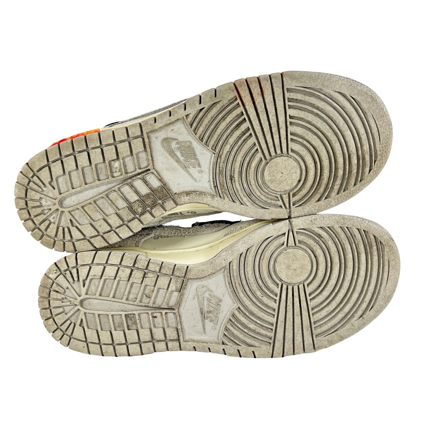 DJ0950 111 Nike Dunk Low Off-White Lot 16 [USED] - 6 M (Used)