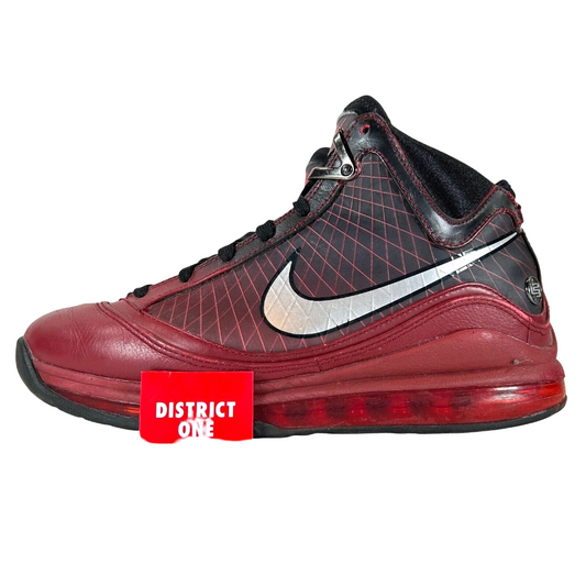 CU5133 600 Nike LeBron 7 Christmas (2019) [USED] - 8.5 M (Used)