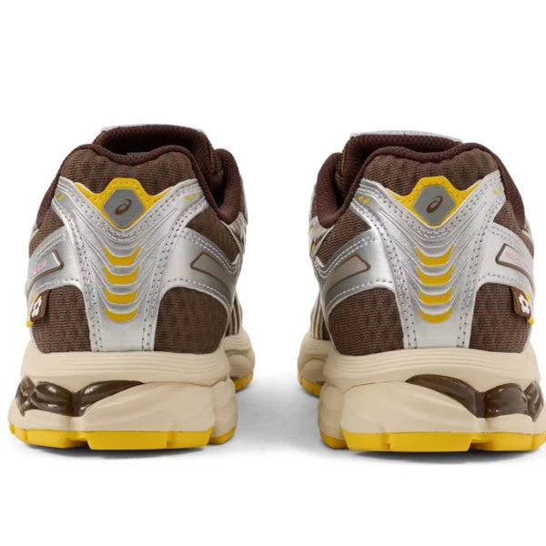1203B302 200 ASICS Gel-Kayano 12.1 Vandy The Pink Chocolate