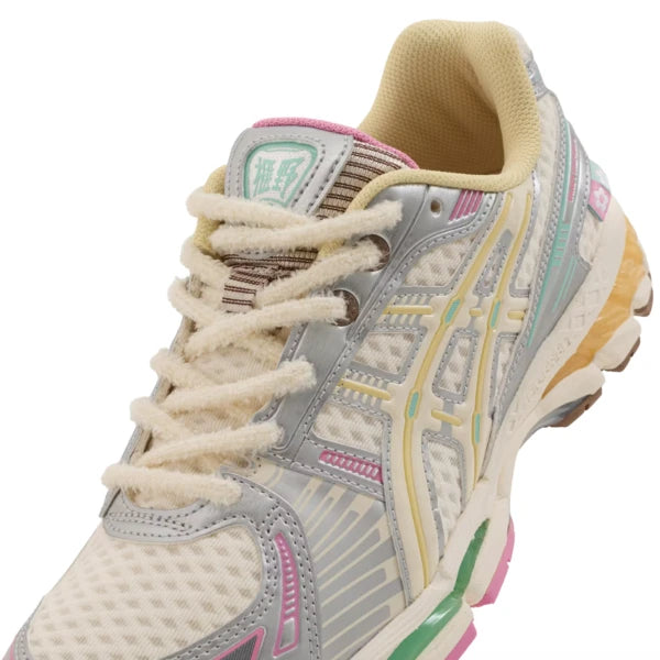 1203B302 100 ASICS Gel-Kayano 12.1 Vandy The Pink Vanilla