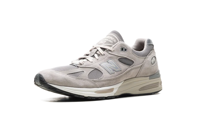 U991TK2 New Balance 991v2 MiUK Kith Moonrock